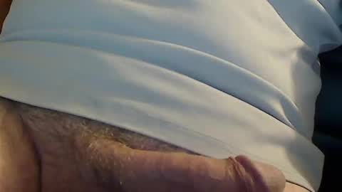 jerryb19027 online show from December 2, 2025, 9:10 pm