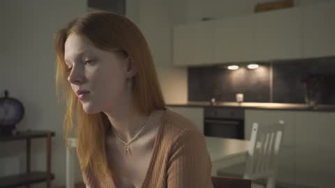 Molly online show from October 5, 2025, 3:10 pm