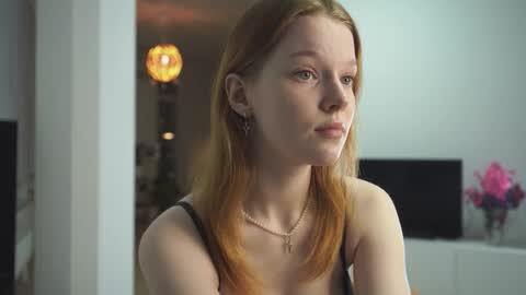 Molly online show from November 7, 2025, 3:12 pm