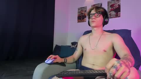 Angelo online show from October 4, 2025, 4:21 am