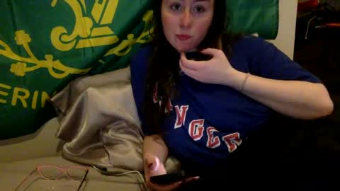 Snapshot of jerseydevl chatting on December 9, 2024, 3:18 am the jersey devil online show from December 9, 2024, 3:18 am