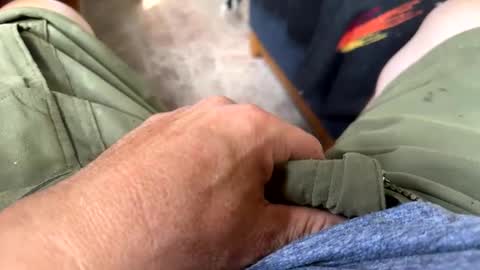 Snapshot of jerswill chatting on September 29, 2025, 8:13 pm Jeremys room chill and puff one enjoy online show from September 29, 2025, 8:13 pm