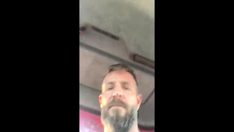 jesaj online show from November 21, 2025, 4:27 pm