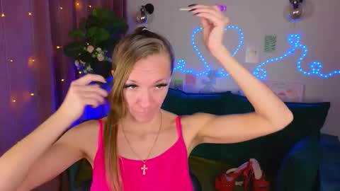 jesica_moon_peachy online show from October 23, 2025, 2:00 am