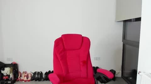 MistressJesicaCoper online show from December 14, 2025, 5:02 am