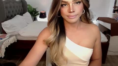 Snapshot of jesie_hot69 chatting on January 21, 2025, 1:00 pm jesie_hot69 online show from January 21, 2025, 1:00 pm