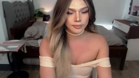 jesie_hot69 online show from March 11, 2026, 4:13 pm