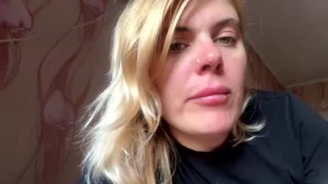 JeslyNomert online show from October 10, 2025, 11:53 am