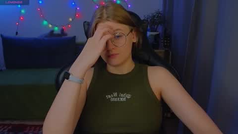  JessieVibes online show from November 28, 2025, 3:36 pm