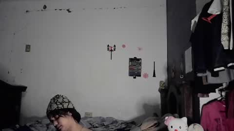 Snapshot of jess_sweett chatting on December 13, 2024, 10:55 pm Jessica online show from December 13, 2024, 10:55 pm