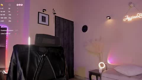 itsjesscollen online show from January 15, 2026, 7:24 am