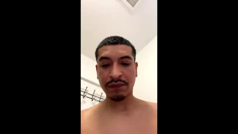 Snapshot of jesselopezcali chatting on February 2, 2025, 9:34 pm Hungjessy online show from February 2, 2025, 9:34 pm