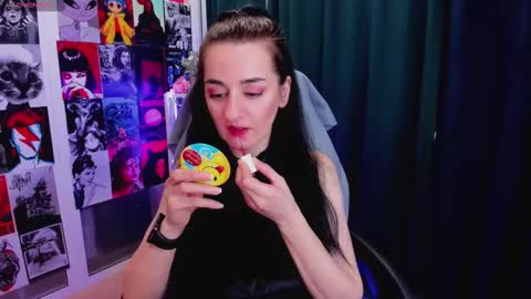 Jessica online show from January 10, 2025, 5:37 am