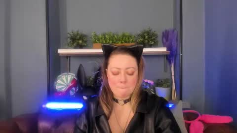 Jessica online show from February 22, 2025, 12:19 pm