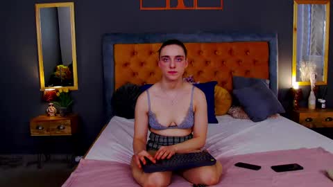 Snapshot of jessica_whitte_ chatting on May 10, 2026, 4:06 am Jessica White online show from May 10, 2026, 4:06 am