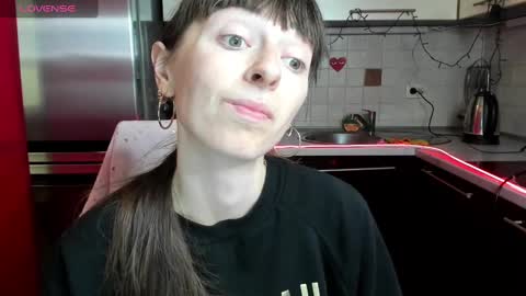 jessicaforris online show from February 1, 2025, 7:57 am