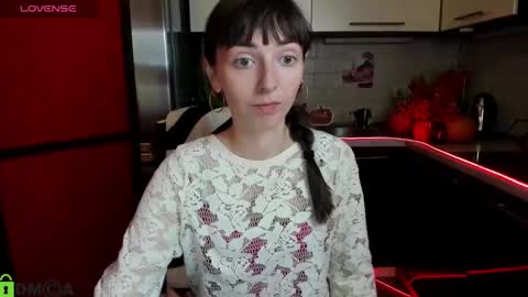 jessicaforris online show from November 15, 2025, 8:00 am