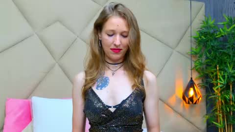Snapshot of jessicagibson chatting on June 7, 2026, 9:29 pm Jessica online show from June 7, 2026, 9:29 pm