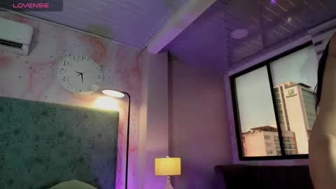 Snapshot of jessicameron chatting on December 22, 2025, 9:01 pm JESSI AND NAOMI online show from December 22, 2025, 9:01 pm