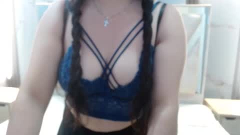 jessicaparkercf online show from November 11, 2025, 3:56 pm