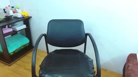 Snapshot of jessicarabbit4 chatting on February 8, 2025, 2:15 am jessicarabbit4 online show from February 8, 2025, 2:15 am