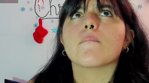 jessicared18 online show from December 17, 2024, 8:43 pm