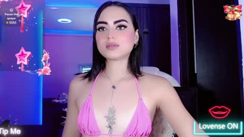 Snapshot of jessieafrodita chatting on December 21, 2024, 10:06 am Jessieafroditas room online show from December 21, 2024, 10:06 am