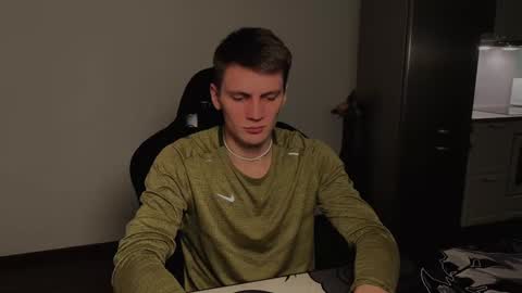 Snapshot of jessierise chatting on January 4, 2025, 4:00 pm JessieRise online show from January 4, 2025, 4:00 pm