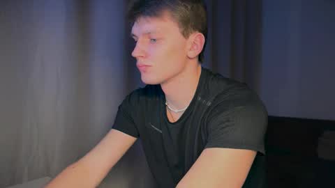 Snapshot of jessierise chatting on March 3, 2026, 7:31 pm JessieRise online show from March 3, 2026, 7:31 pm