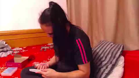 jessiestar3 online show from March 8, 2026, 2:04 am