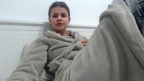 jessieryan online show from January 27, 2025, 5:14 am