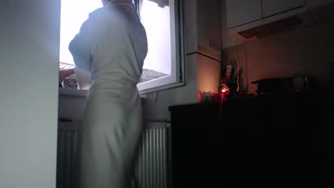 jessieryan online show from November 30, 2025, 6:06 am