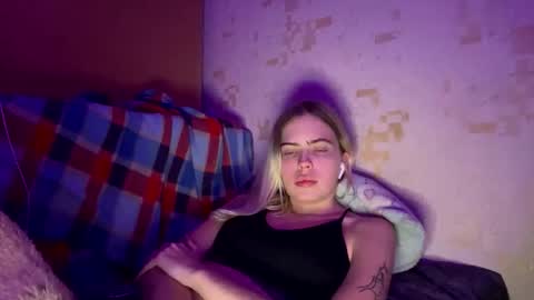 jessika_evans online show from December 13, 2025, 8:04 pm