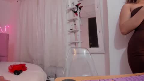 jessica online show from February 8, 2026, 4:16 am