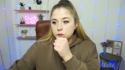 Jess online show from January 22, 2025, 7:03 am