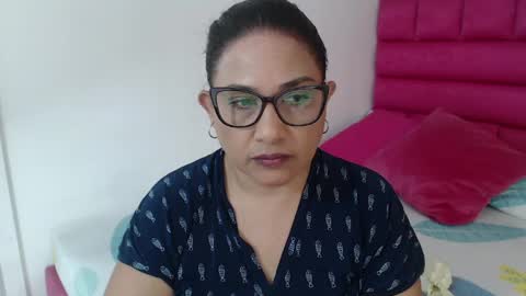 paola online show from May 25, 2026, 12:55 pm
