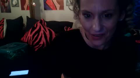 jessirabbit816 online show from February 19, 2026, 10:39 pm