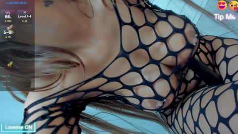 Jessy online show from December 5, 2024, 8:22 am