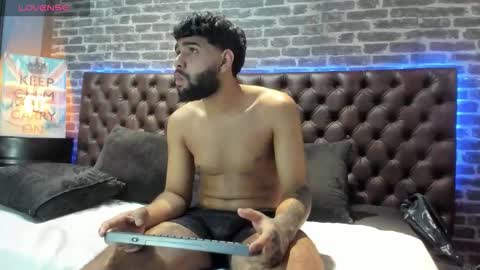 Snapshot of jesus77_ chatting on November 22, 2025, 3:22 pm --- Jesus --- online show from November 22, 2025, 3:22 pm