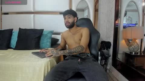 Snapshot of jesus77_ chatting on November 29, 2025, 2:31 pm --- Jesus --- online show from November 29, 2025, 2:31 pm