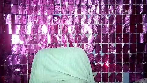 Ale online show from September 8, 2025, 10:31 pm