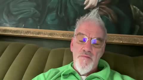 jewlronny online show from October 27, 2025, 7:12 am