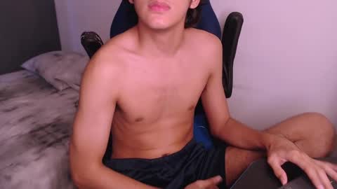 jey_foxx online show from September 15, 2025, 6:30 pm