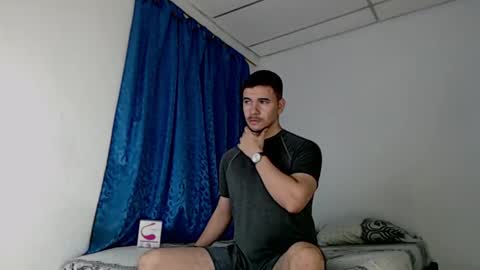 Juan David online show from March 3, 2025, 11:22 am