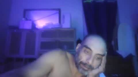 Snapshot of jglarsbel chatting on May 13, 2026, 6:27 pm jglarsbel online show from May 13, 2026, 6:27 pm