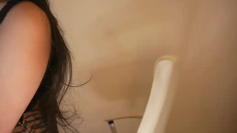 Jhaanvi online show from March 12, 2025, 7:17 pm