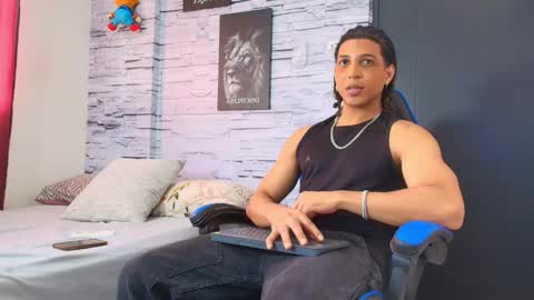 jhay_wheeler777 online show from September 17, 2025, 2:41 pm