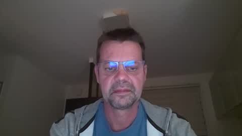 jhmec44000 online show from April 7, 2026, 9:37 pm