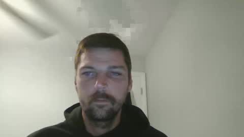 Snapshot of jholls chatting on February 22, 2025, 2:06 am jholls online show from February 22, 2025, 2:06 am