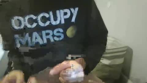 Snapshot of jholls chatting on February 28, 2025, 11:34 pm jholls online show from February 28, 2025, 11:34 pm